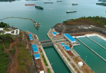 330.7 mill. t were transported via the Panama Canal in fiscal year 2016