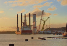 Die »Sea Brave« hat erstmals im Hafen Mukran Komponenten für den Offshore-Windpark »Wikinger« geladen