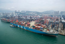 The »MOL Triumph« is the largest container vessel in the world