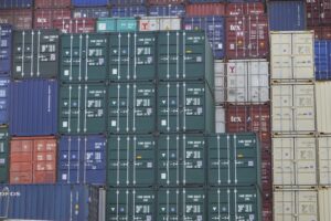 Container Containerstapel, Freightos, Zoll, Zölle, Fracht