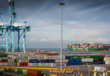 Maersk will sich von seinem Terminal in Zeebrugge trennen und die Anlage komplett an Cosco Shipping Ports veräußern