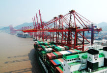 Port of Ningbo Container Terminal Containerumschlag