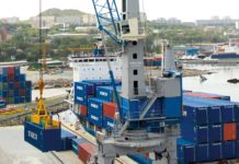Der neue Hafenportalkran von Konecranes Gottwald soll die Leistungen im schwedischen Hafen Uddevalla erhöhen