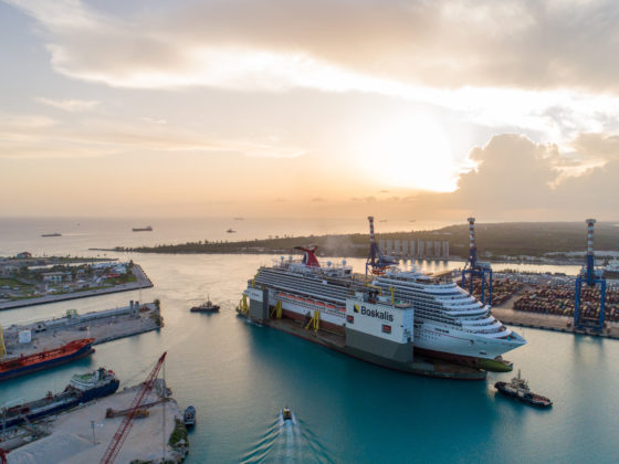 BOKA Vanguard loaded with cruise ship Carnival Vista arrives in Freeport