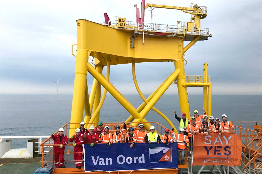 Van Oord hat alle 102 Jacket-Fundamente im Offshore-Windpark East Anglia One installiert