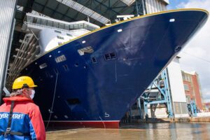 Spirit-of-Adventure-float-out-Meyer Werft-3