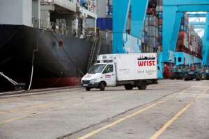 Wrist-truck-in-Algeciras-web-1