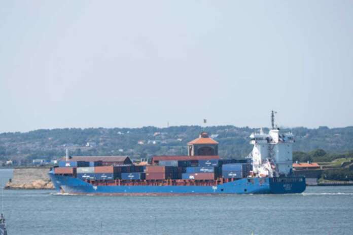 CMA-CGM-vessels-Aries-J-in-Gothenburg
