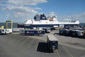 DFDS Cuxhaven Britannia Seaways CUX klein