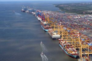 Bremen, Containerterminal-Bremerhaven-bremenports, Bremische Häfen