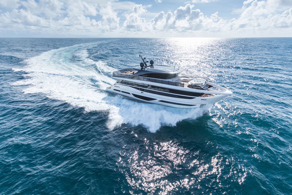 © Quin BISSET RT: Princess X95 mit 2 x MAN V12-1900