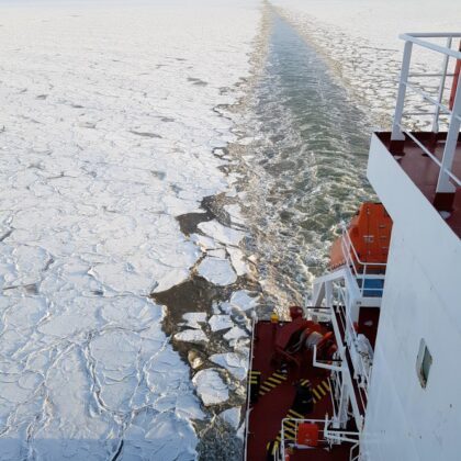 Die stärkere wirtschaftliche und touristische Nutzung der polaren Gewässer hat Einfluss auf die Meeresumwelt © Heino Winter