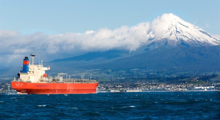 Methanol is already being used as fuel, for example on the »Taranaki Sun« built in 2016 © Waterfront Shipping