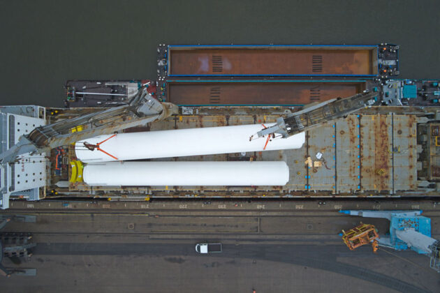 deugro Vessel loading operation at the Port of Hamburg Germany 04