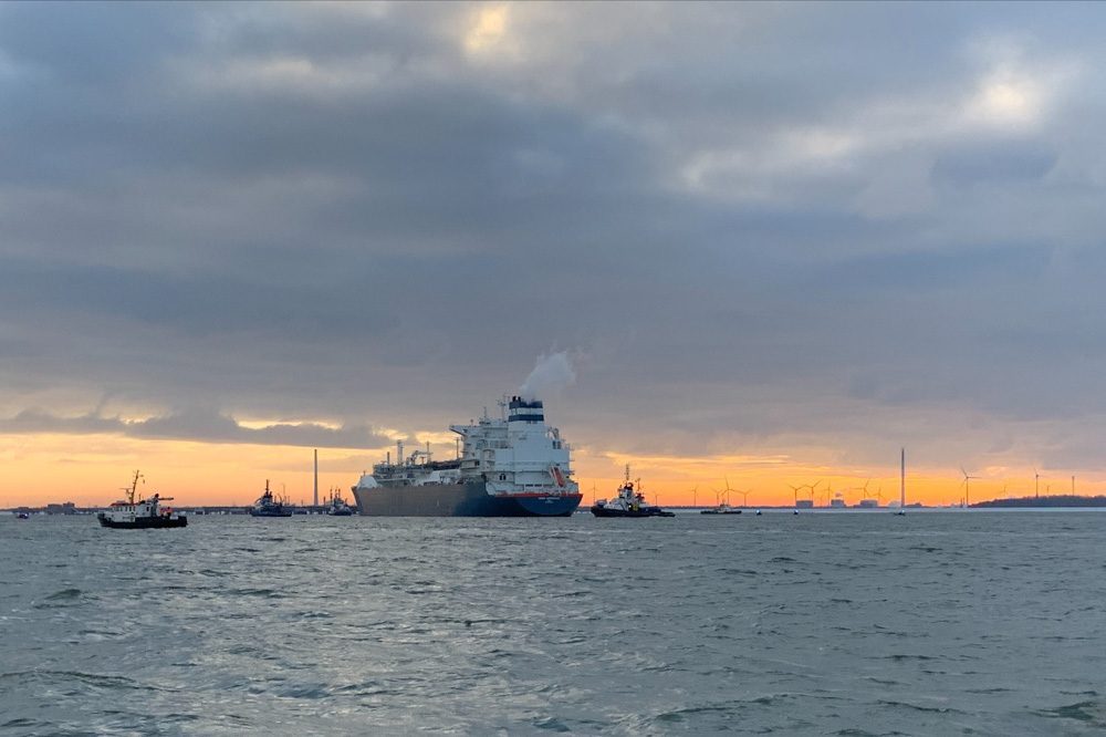 Höegh Esperanza, LNG-Terminals