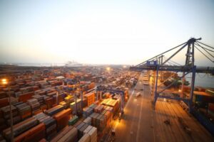 Dp-World-container-yardat-mundra-erminal-Indien