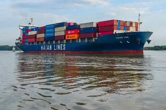 Hai An Containerschiff Lotus Link
