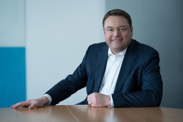 Stefan Paul, CEO von Kühne+Nagel (K+N), Seefracht, Logistik
