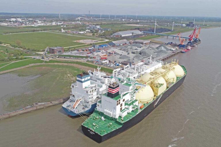 RWE übergibt LNG-Terminal In Brunsbüttel An Den Bund