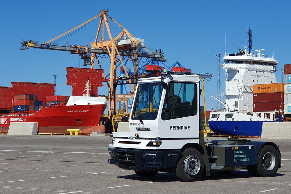 FERNRIDE Zugmaschine am Terminal Tk Estonia