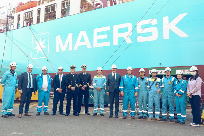 Maersk erstes Methanol Feeder Containerschiff bei HMD abgeliefert