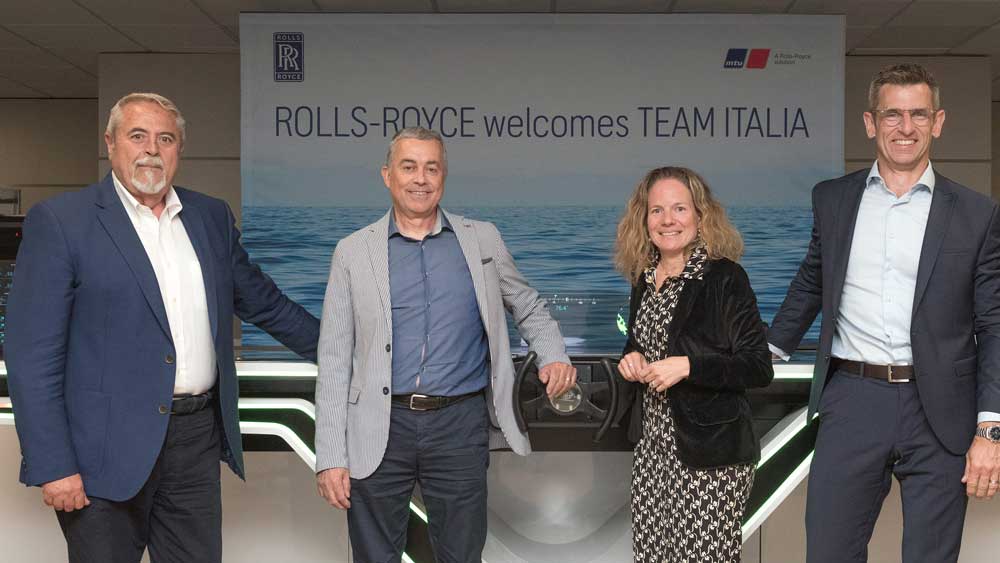 Rolls-Royce acquires Team Italia, persons