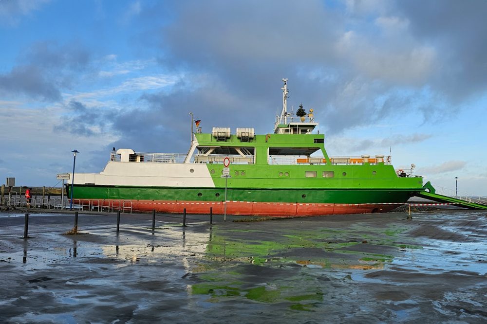 Zoltan, Sturm, Fähre, Autotransporter