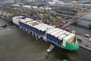 CMA CGM Bahia mit Windshield, Ocean Alliance