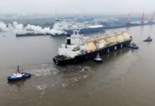 Fairplay Towage LNG Tanker German Energy Terminal