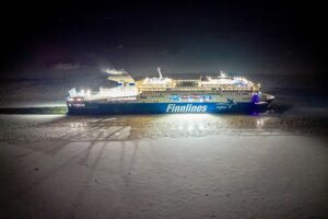 Finncanopus, Finnlines