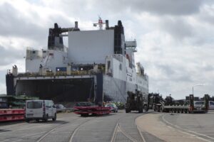 DFDS, Britannia Seaways, Bremerhaven, Militär, Nato