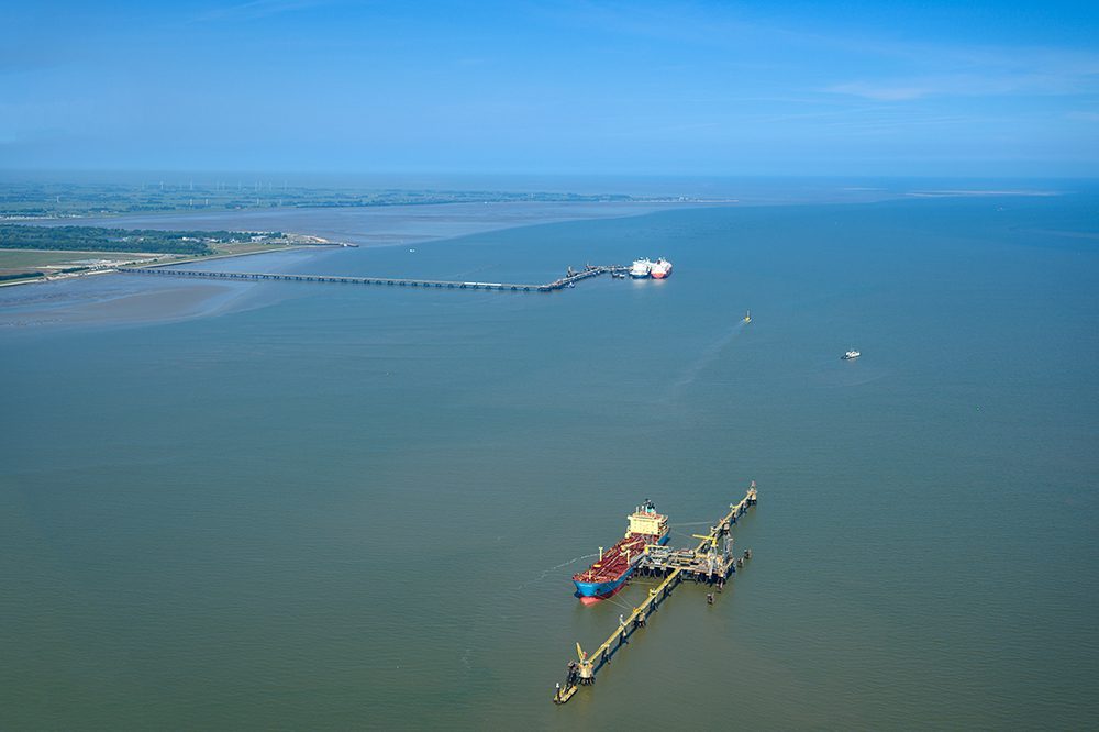 Luftaufnahme Planungsgebiet AVG Wilhelmshaven c NPorts FalconCrest