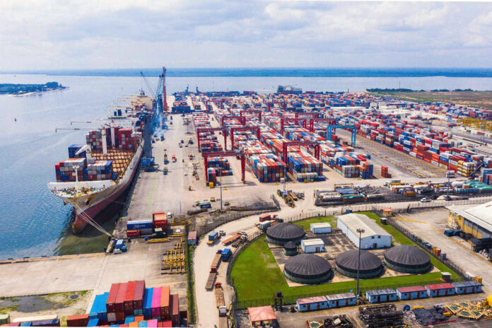Maersk APMT Terminal Onne Nigeria, Containerterminal, Westafrika, Afrika