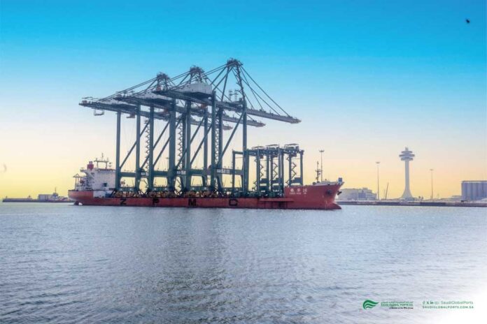 Dammam, Hafen, Kran, Saudi Global Ports, SGP