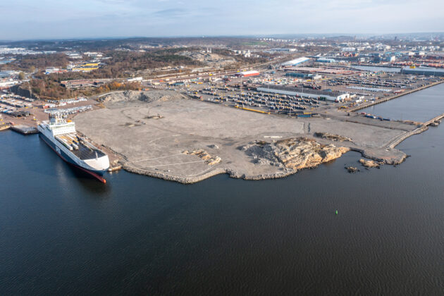 2021: Die Bucht von Arendal ist mit kontaminiertem Baggergut gefüllt, das sich verfestigt.