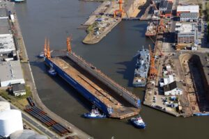Lloyd Werft, Bremerhaven, Schwimmdock