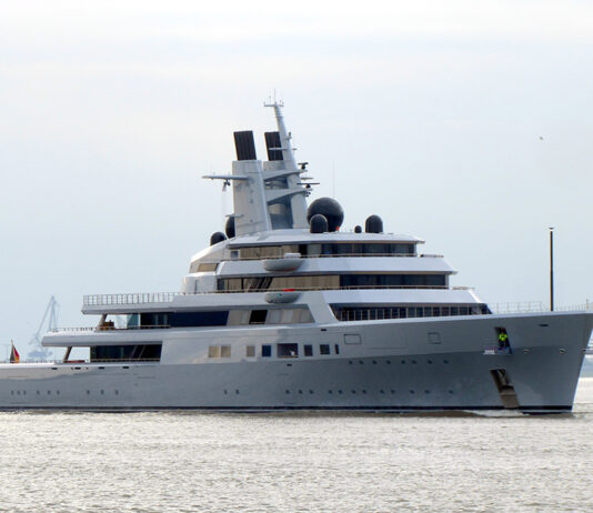 Alibaba, Lürssen, NVL, Yacht, Megayacht, Probefahrt, Weser