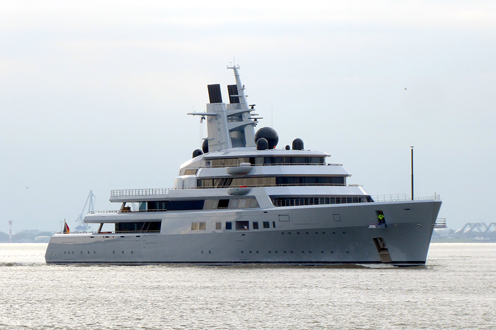 Alibaba, Lürssen, NVL, Yacht, Megayacht, Probefahrt, Weser