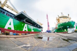 AAL Antwerp, Taufe, China
