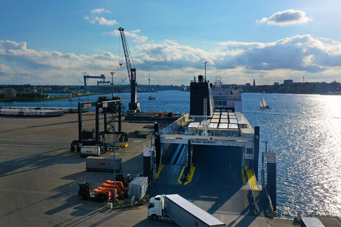 Kiel, DFDS, Hafen