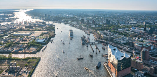 Kreuzfahrt, Hamburg, Cruise Gate