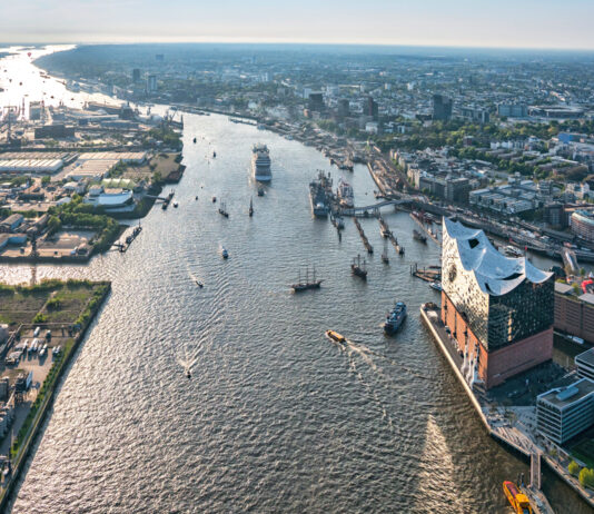 Kreuzfahrt, Hamburg, Cruise Gate