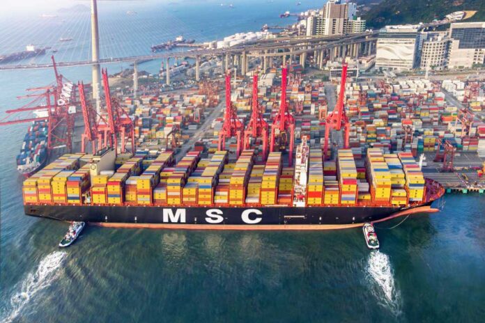 MSC, Containerschiff, Hafen