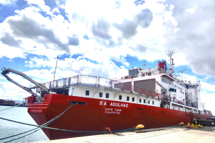 SA Agulhas, Forschungsschiff, Eisbrecher, Südafrika, Stefan Bülow