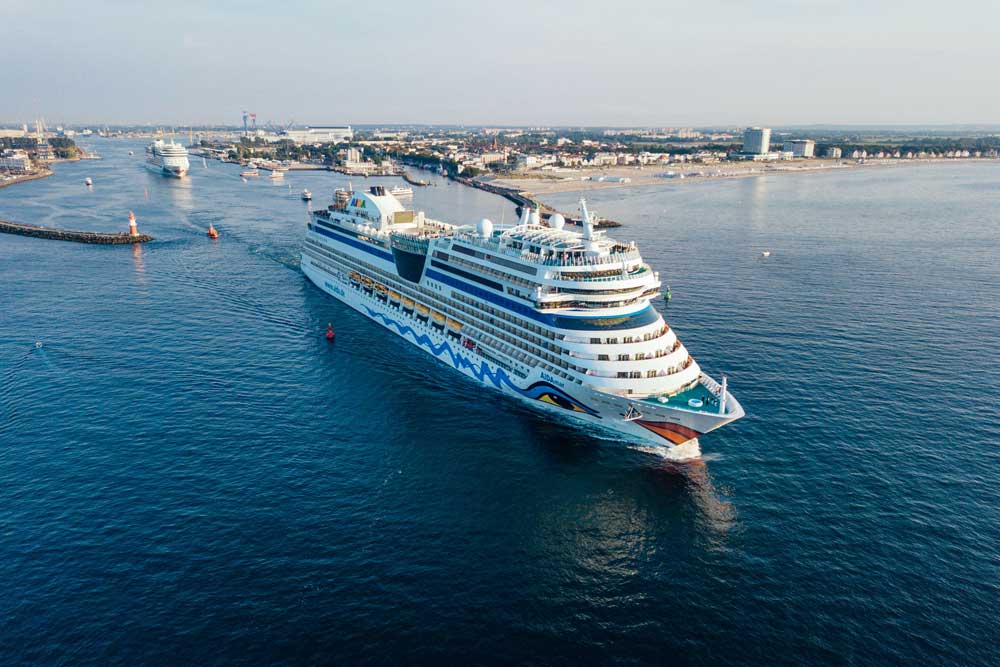 Aidamar, Aida, Rostock, Warnemünde, Kreuzfahrtschiff