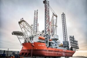 Esbjerg, Cadeler, Wind Peak, Offshore, Installationsschiff