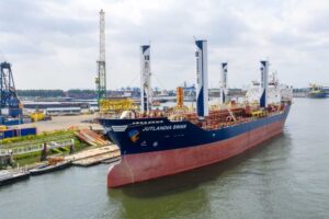 Chemikalientanker „Jutlandia Swan“ von Uni-Feeder