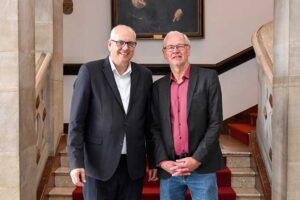 Bürgermeister Andreas Bovenschulte und der neue ISH-Geschäftsführer Sven Wiebe (von links).