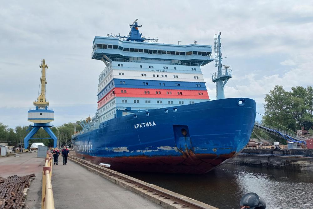 Der russische Eisbrecher im Hafen