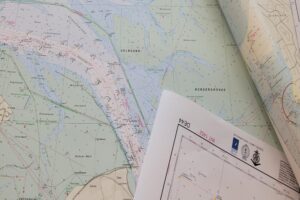 Eine Papierseekarte
